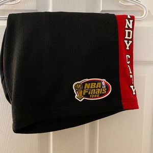 Mitchell and Ness Bulls Shorts